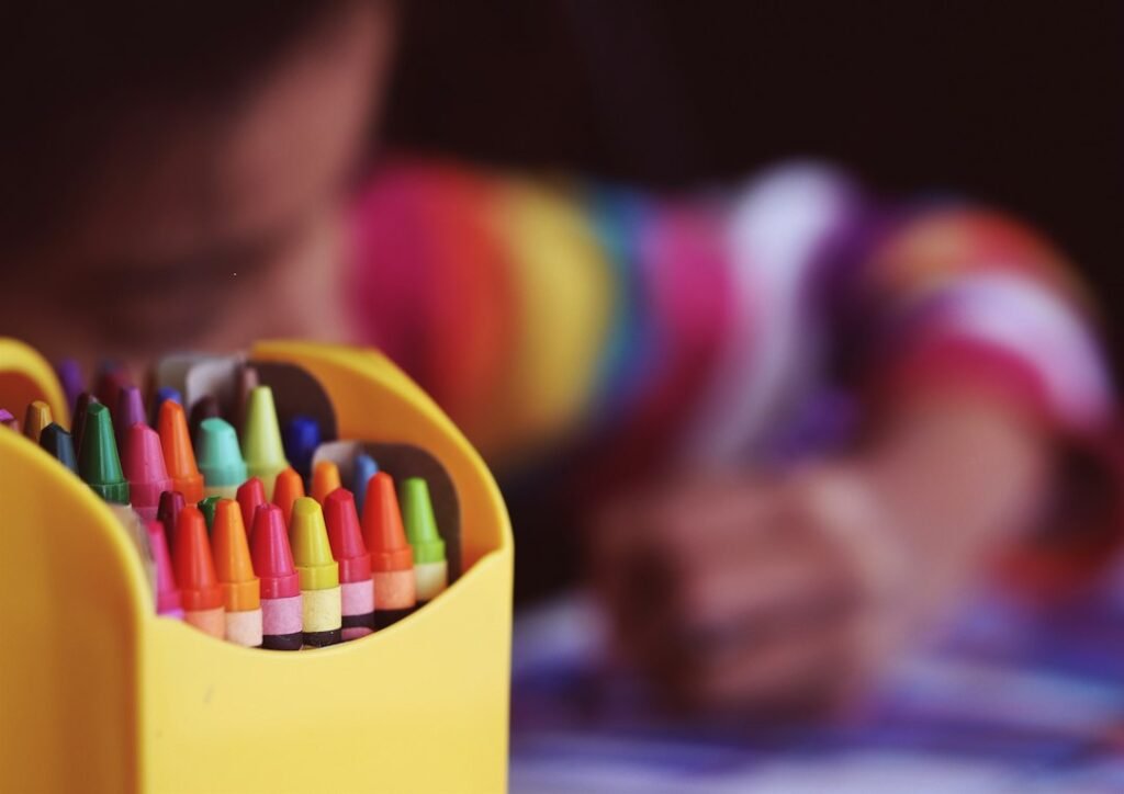 Crayons, Colored Pencils or Sketch Pens: Which Is Best for Kids?